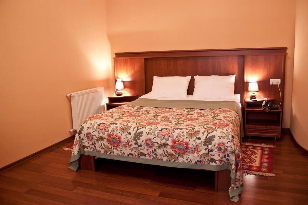 Astoria Hotel Tbilisi Ruang foto