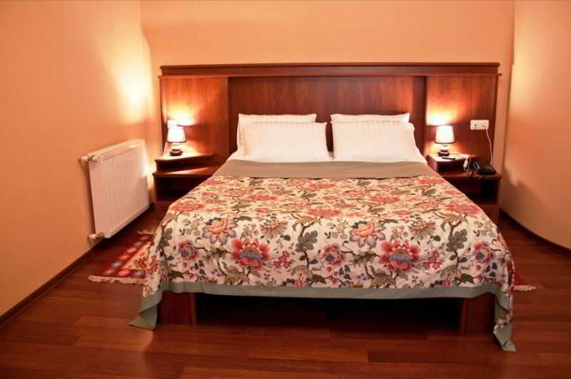 Astoria Hotel Tbilisi Bagian luar foto