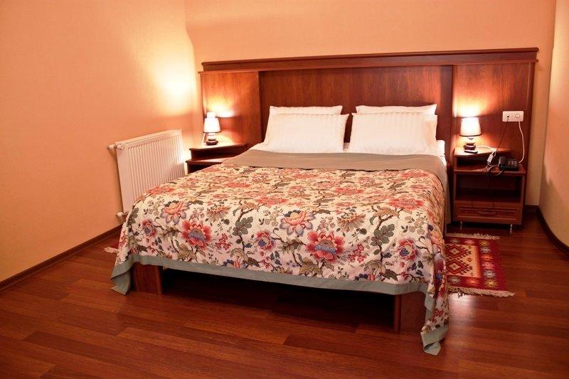 Astoria Hotel Tbilisi Bagian luar foto